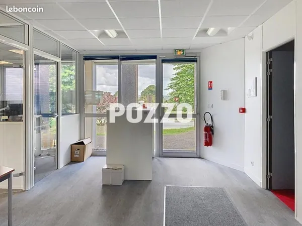 Local commercial 433 m²