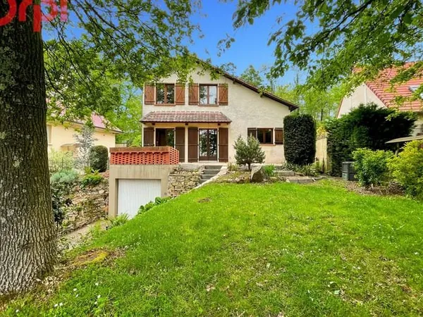 Maison 6 pièces 135 m²