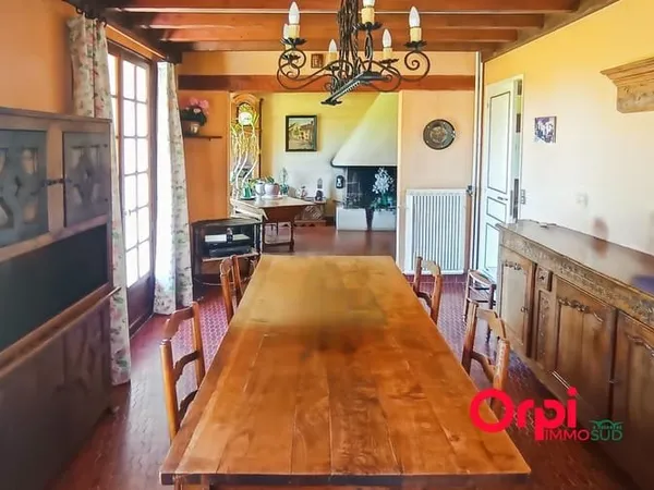 Maison 7 pièces 151 m²