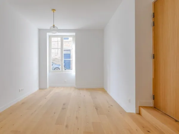APPARTEMENT - 50m2 - SAINT-GENIS-LAVAL