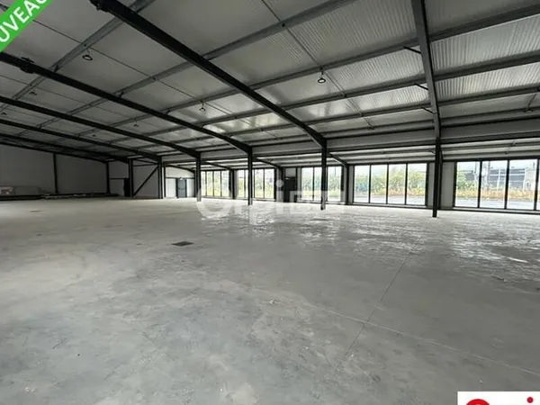 Local commercial 480 m²
