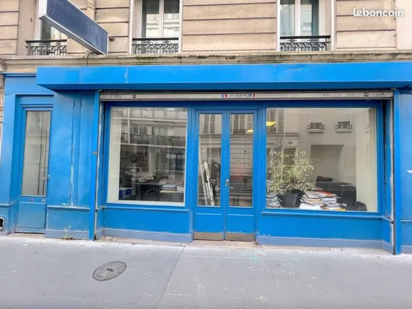 Local bureaux 76 m²