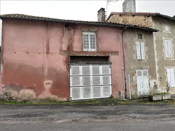 Maison de bourg de 6 pièces principales