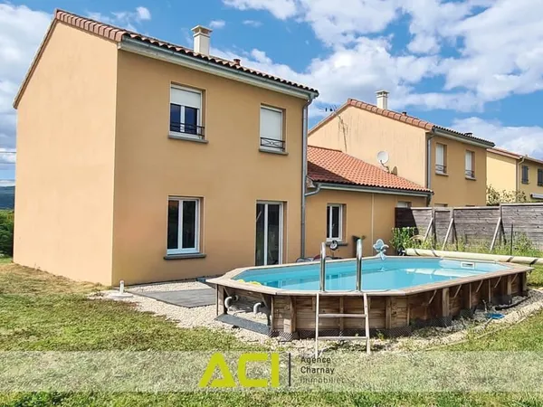 PERONNE - BELLE MAISON TRADITIONNELLE 5 PIECES AVEC JARDIN E