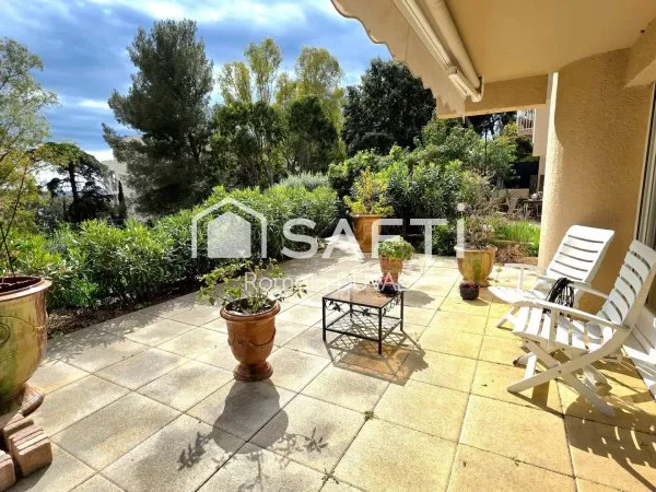 Appartement T3 rénové en rez-de-jardin - Tamaris - Vue dégagée et extérieur ensoleillé
