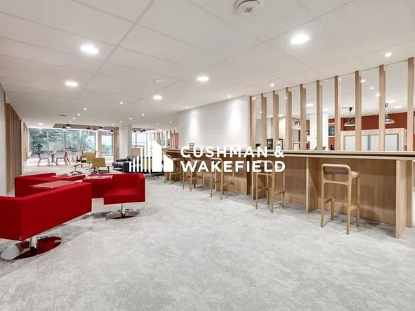 Bureaux 578 m²