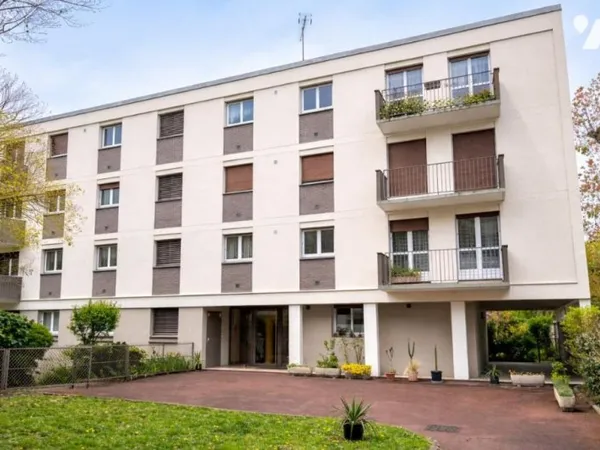 Appartement 6 pièces 100 m²