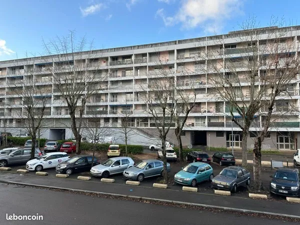 Places parking en sous-sol