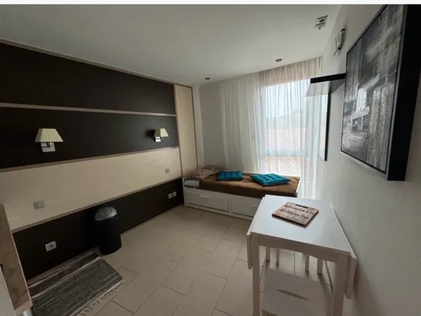 Location - Studio Alenya