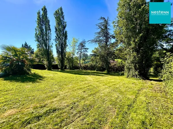 Grand terrain clos et libre de constructeur à La Fouillouse / 970 m2