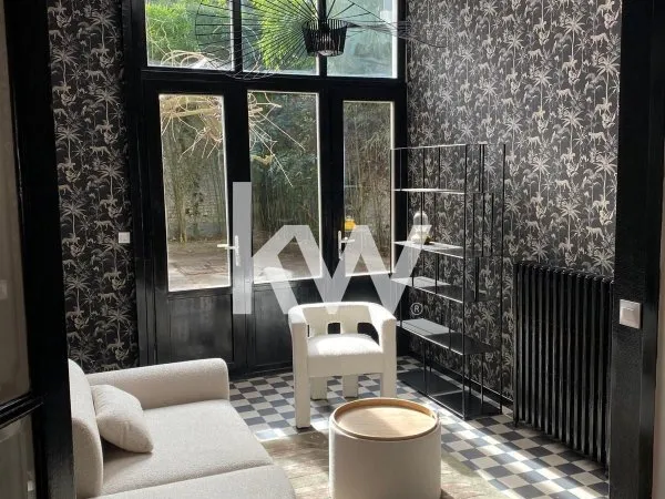 Maison 12 pièces 211 m²