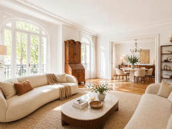 Vends t6 et plus - 200.63m² - Paris