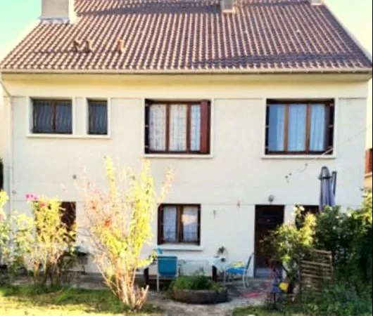 Maison 5 pièces 140 m²