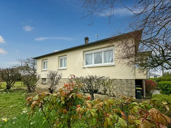 ETREPAGNY HYPER ENTRE VILLE SOUS SOL 3 chambres