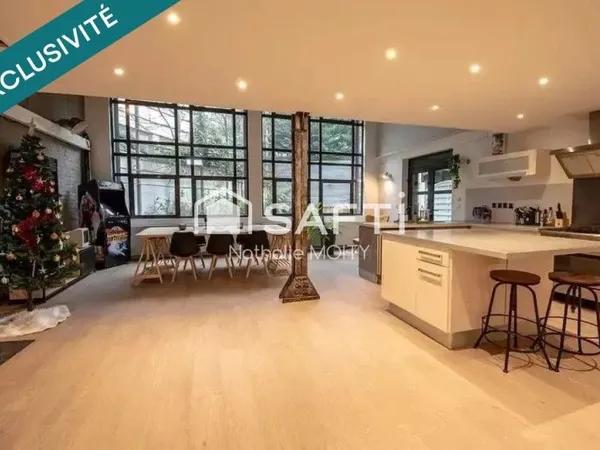 MAGNIFIQUE ET UNIQUE ! LOFT INDUSTRIEL D'EXCEPTION au coeur de Saint-Quentin.