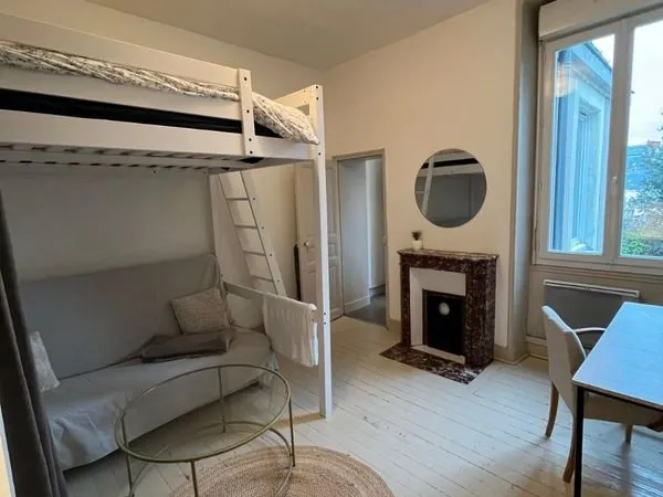 Loue studio 20 m2 centre ville quartier jardin du mail