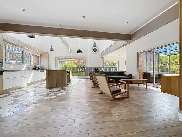 Maison 5 pièces 164 m²