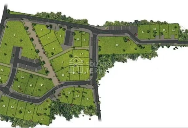 Terrain 179 m²