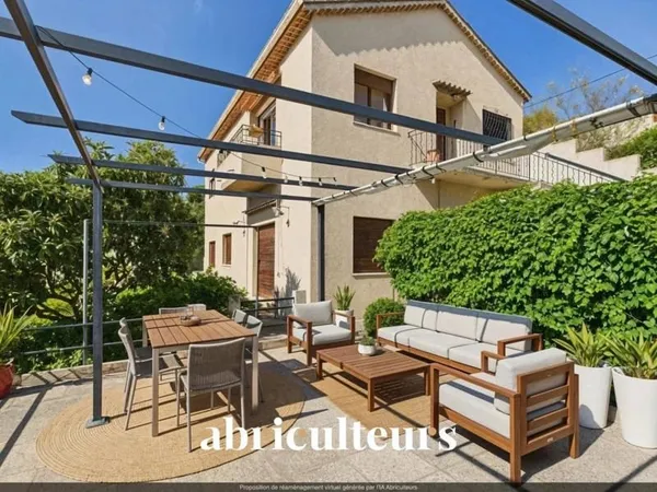 Vue mer panoramique - Quartier du Coteau Saint-Pierre - 93 m² - 4 chambres - Garage - Jardin