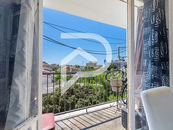 Appartement T4 Balcon Marseille 13003