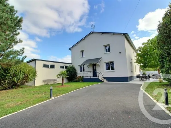 Maison 5 pièces 180 m²