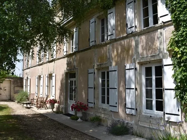 Superbe manoir rénové avec 4 gîtes