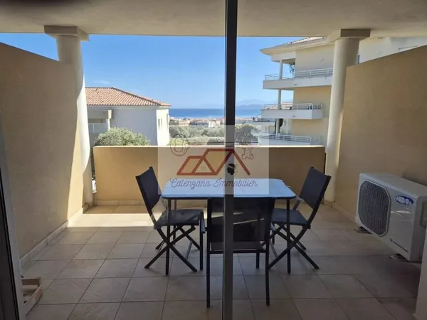 ILE ROUSSE. T2 A LOUER A L'ANNEE.