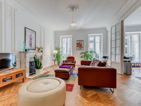 Appartement 4 pièces 142 m²