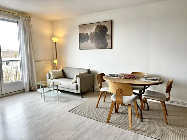 Grand studio meublé à neuf avec parking - Rouen Sacré-Coeur
