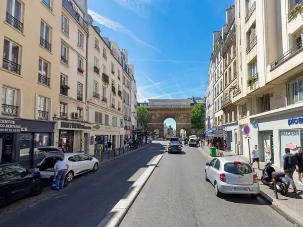 Local commercial 245 m²