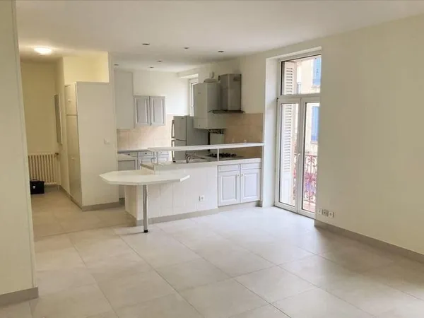 Beau T3 80m² Quartier de la Pépinière avec balcon