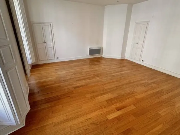 Appartement 2 pièces 63 m²