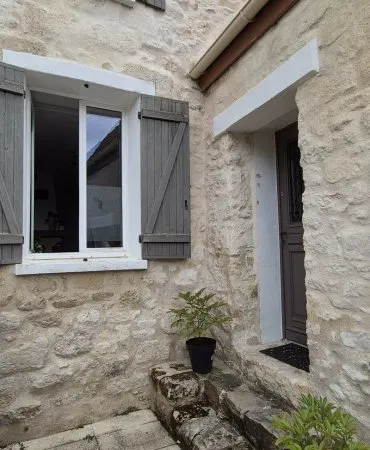 Belle maison en pierre 3 chambres grand séjour