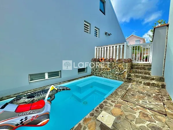 Maison Sainte Luce 8 pièce(s) 245 m2