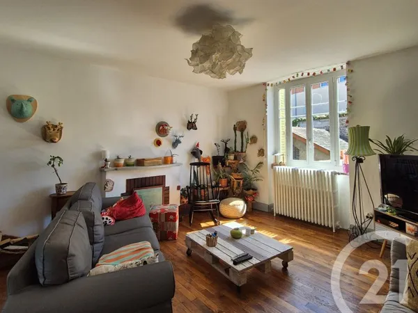 Maison 8 pièces 200 m²