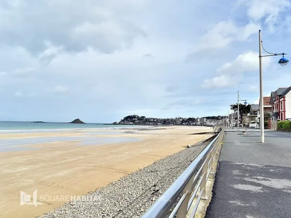 PLENEUF VAL ANDRE Appartement vue mer - accès digue - 6 Couchages