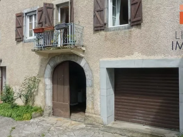 Belle maison traditionnelle 130m² avec grange et jardin