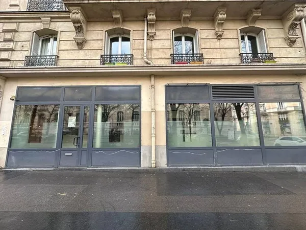 Local commercial 92 m²
