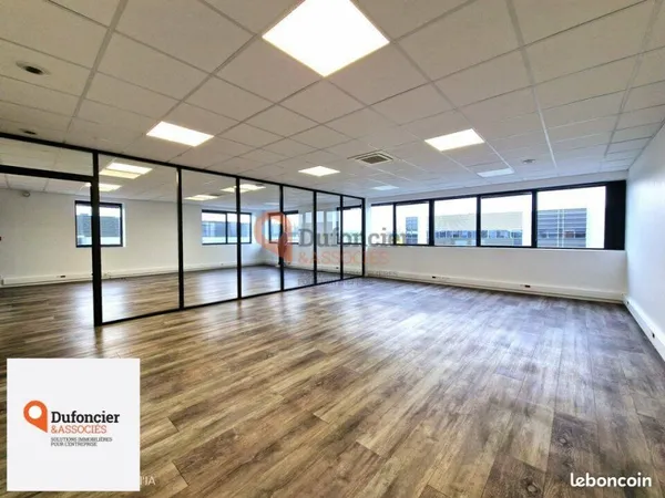 LOCAL D'ACTIVITE 396 m² POITIERS