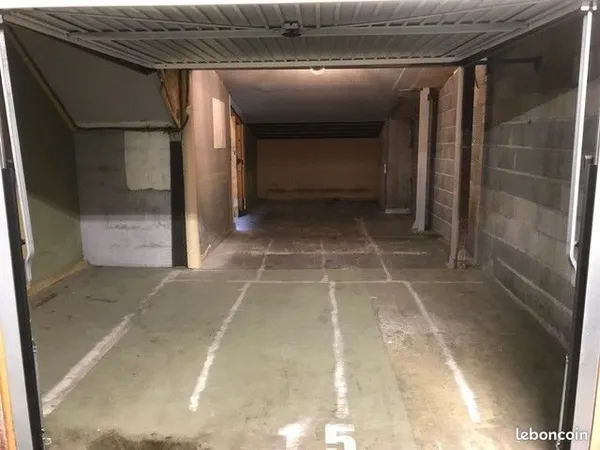 Garage a louer