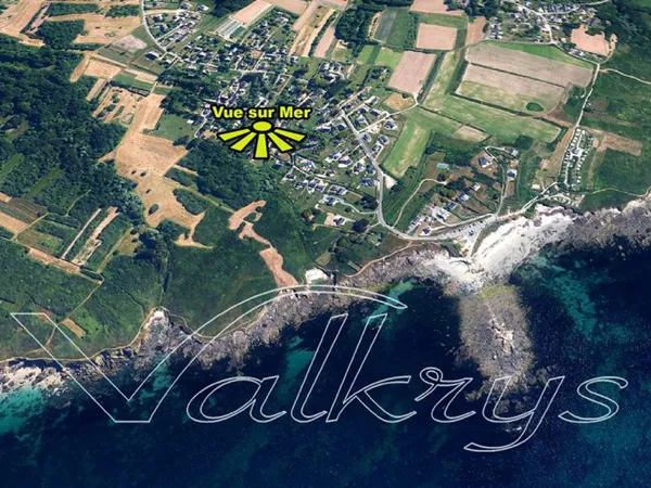 Maison à rénover avec dépendances et vues mers Moëlan Sur Mer