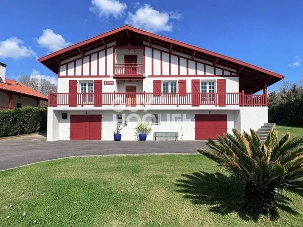 Maison 5 pièces 122 m²