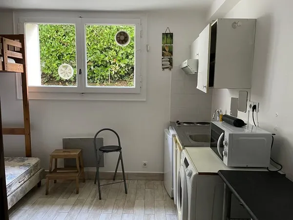 Chambre aménagée avec Wc à part .