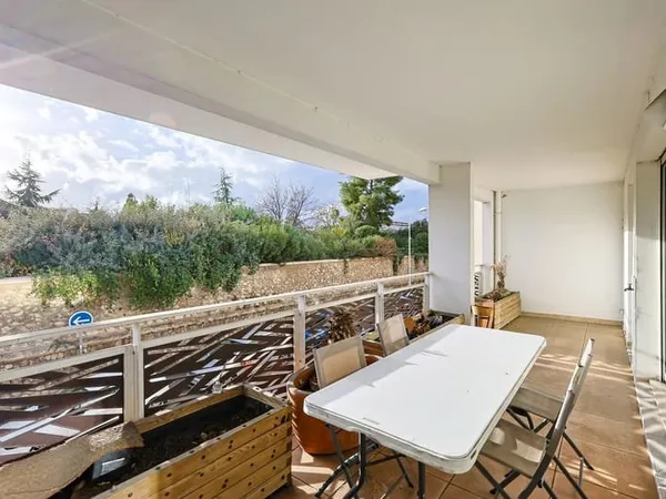 Superbe T4 avec terrasse