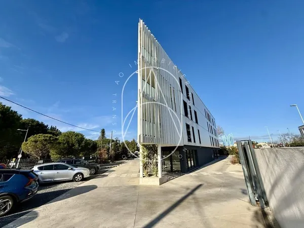 Bureau et espace de travail Vente Lattes  120m² 379000€