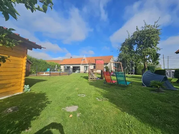 Maison 15 pièces 296 m²