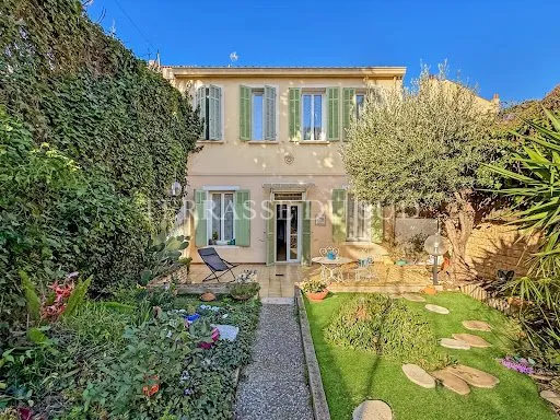 Maison 5 pièces 131 m²
