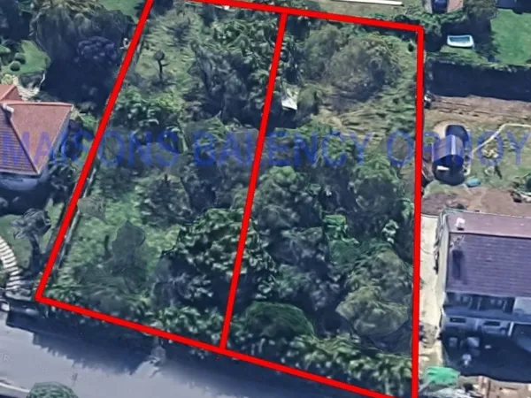 Terrain 800 m²