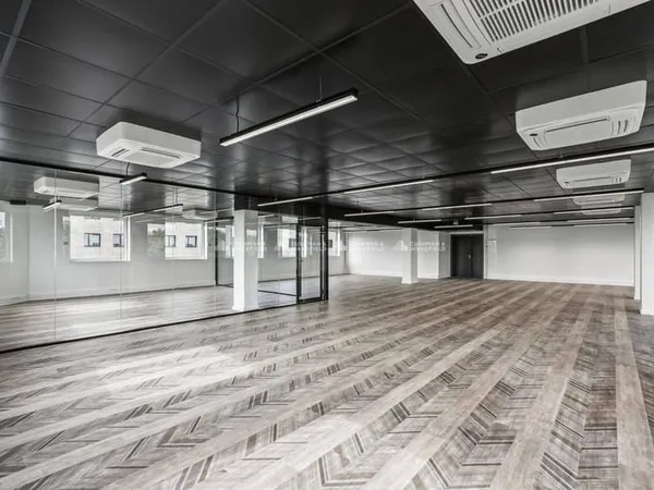 Bureaux 1 pièce 3127 m²