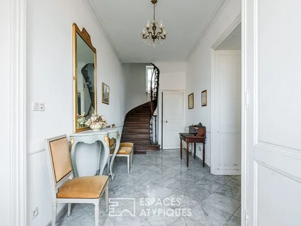 Manoir du XVIIème, ancien relais de chasse d'Henri IV au nord de Poitiers
